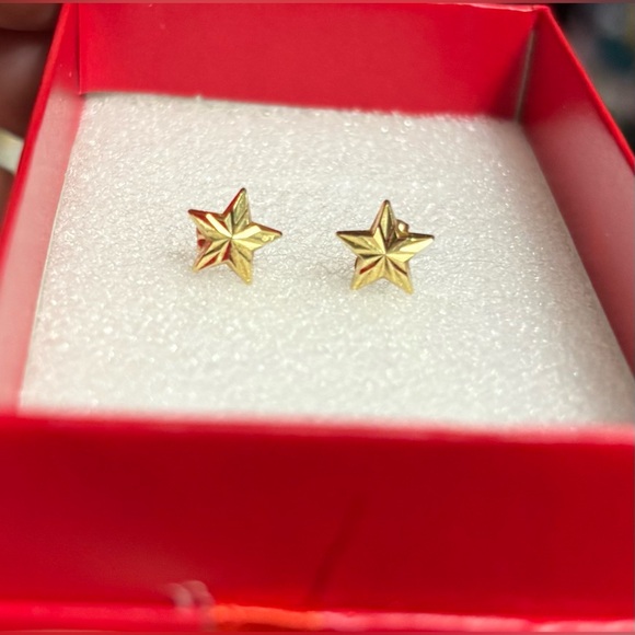 14k Gold Star Earrings - Picture 1 of 8